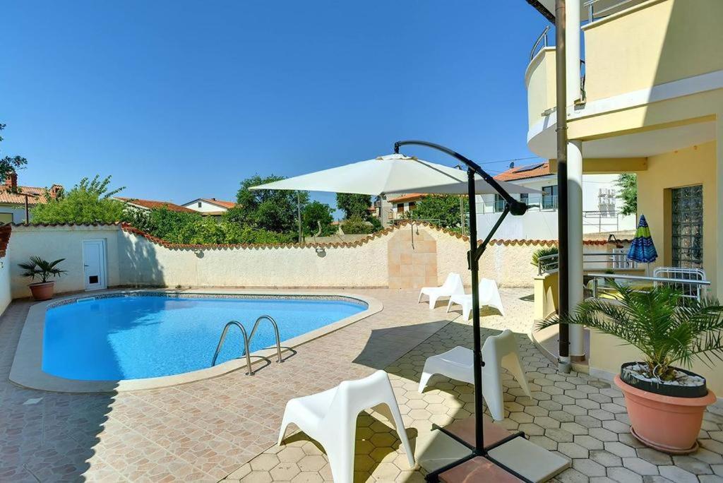 Strigo Apartment